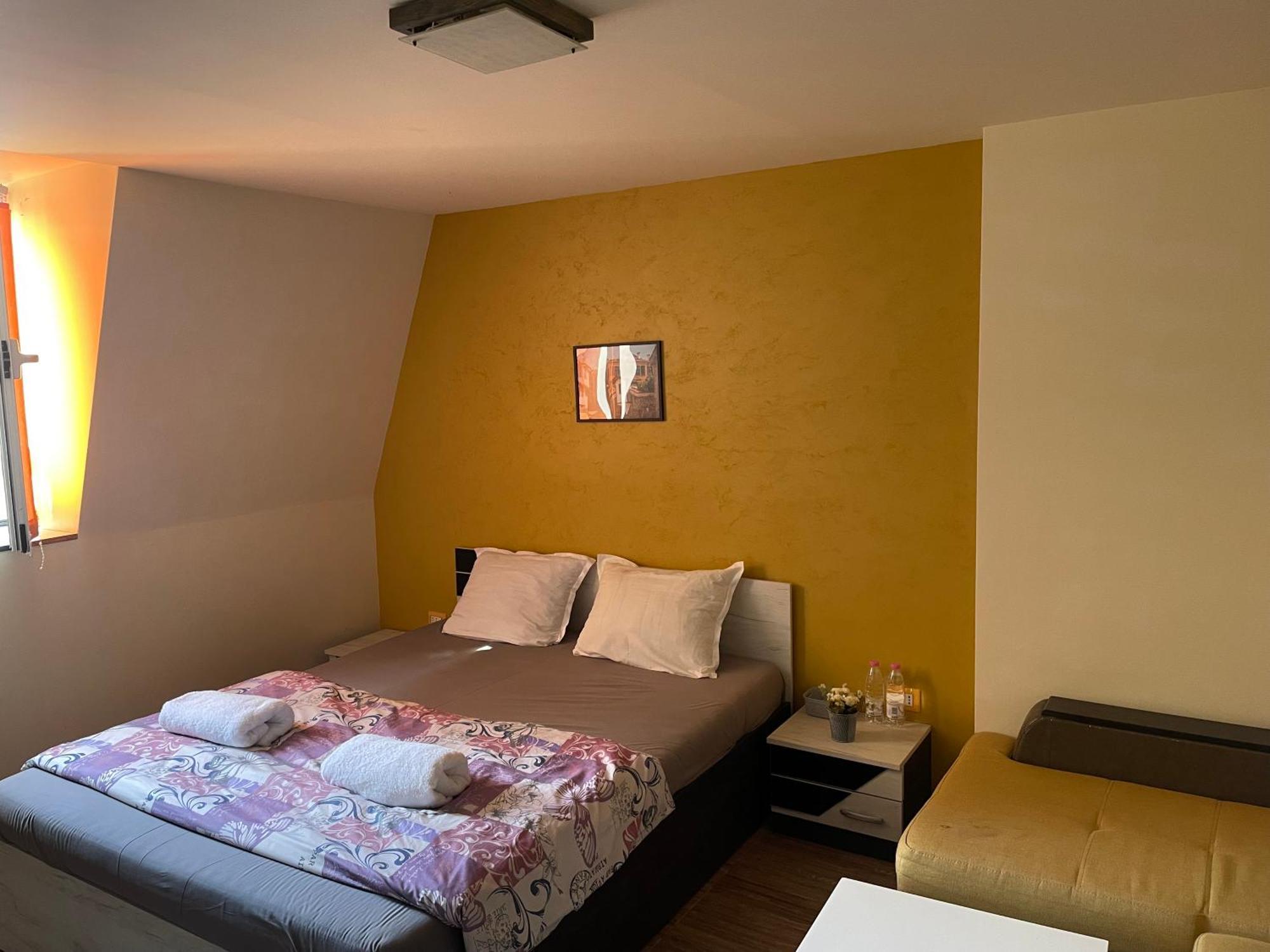 Cloud 9 Hostel Plovdiv Buitenkant foto